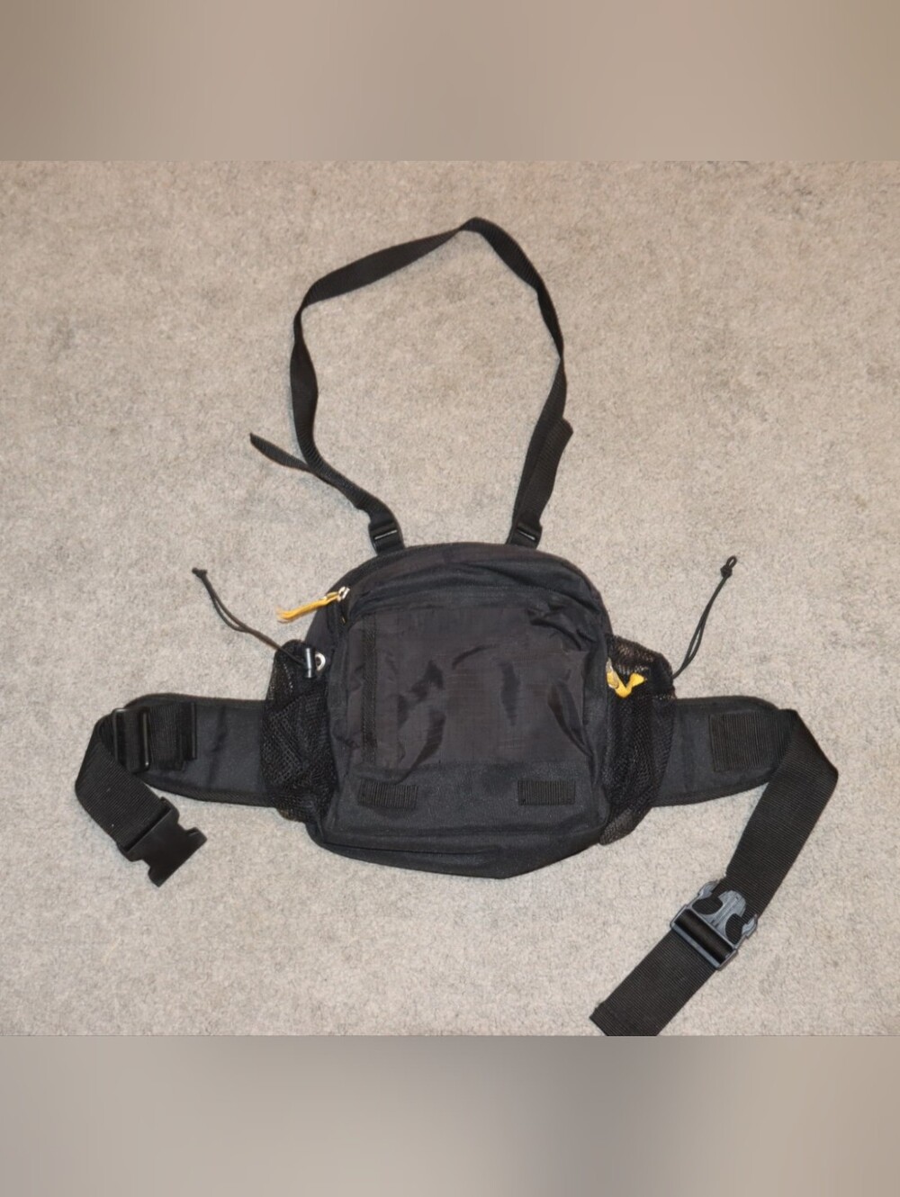 Black Men’s Compact Crossbody Waist Bag - Versatile Everyday Carry